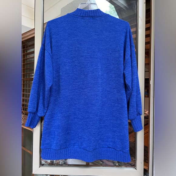 GeeGee sweater size S - Picture 4 of 4